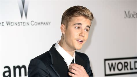 Justin Bieber Pleads No Contest In Egging Vandalism Case