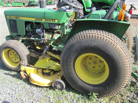 Learn more about our mini tractors in the 24 to 65hp range. 1984 John Deere 750 Tractors - Compact (1-40hp.) - John ...