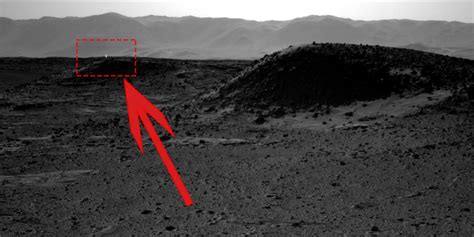 Mysterious White Light On Mars Seen In Images Taken By Nasas Curiosity