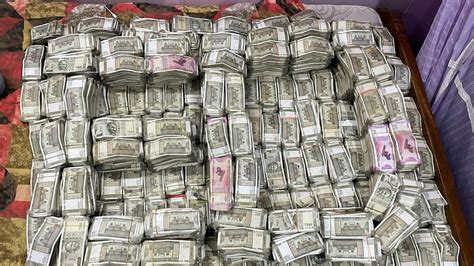 Ed Seizes Rs 3 Crore Cash From Aide Of Hemant Sorens Mla