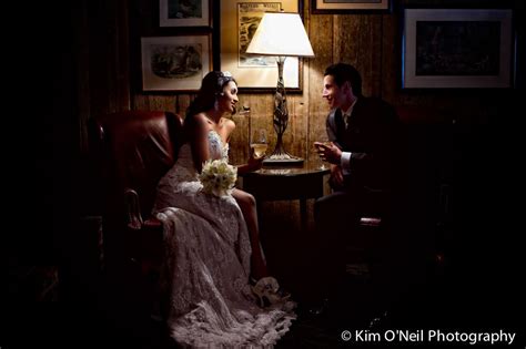 Valley River Inn Weddings Eugene Oregon Kim Oneil Photography Floral Arrangment Bride And