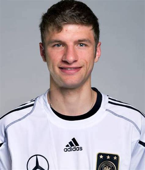 Muller won't volunteer for another penalty. Thomas Muller Biography, Career, Awards, Personal Life ...