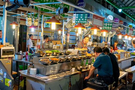 Gwangjang Market A Place To Enjoy Korean Street Food In Seoul Crisp