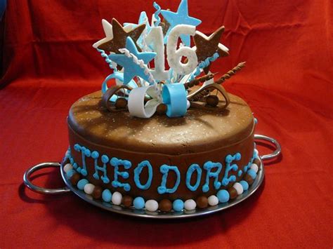 16 yr old birthday cake for boy, tire and sugar flames, street signs #birthday #birthdaycake #16thbirthday. Birthday Cake for 16 Year Old Boy - Made for Birthday ...