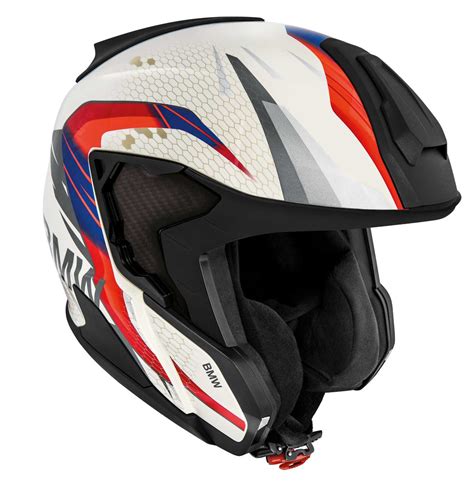 Brembo are a company known for their brake systems, in collaboration with newmax they created a line of helmets. BMW Helmet System 7 Carbon Decor Moto