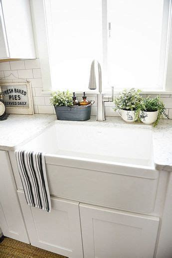Follow our guidelines to help you select the best kitchen farmhouse sink. 10 Ways to Style Your Kitchen Counter Like a Pro ...