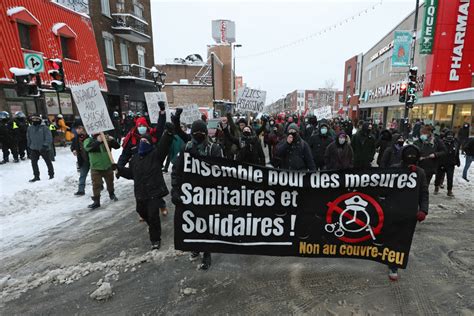 Jun 20, 2021 · le point : Des opposants au couvre-feu manifestent à Montréal | La Presse