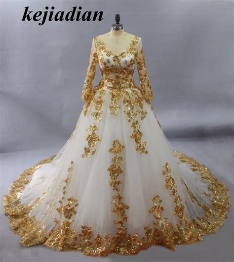 Gorgeous Gold Lace Appliques Wedding Dresses With Long Sleeves Elegant