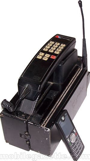 Retromobe Retro Mobile Phones And Other Gadgets Motorola 4500x 1980s