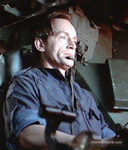 Aliens Lance Henriksen With Images Aliens Movie