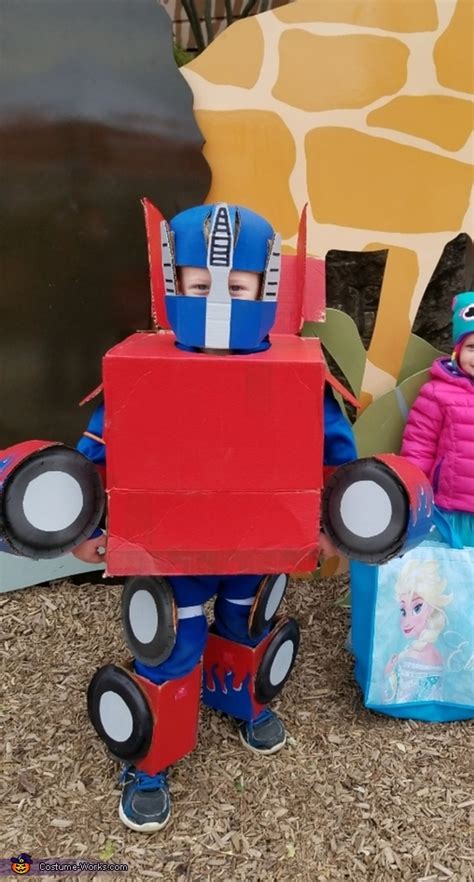 Diy Optimus Prime Costume For Boys Creative Diy Costumes