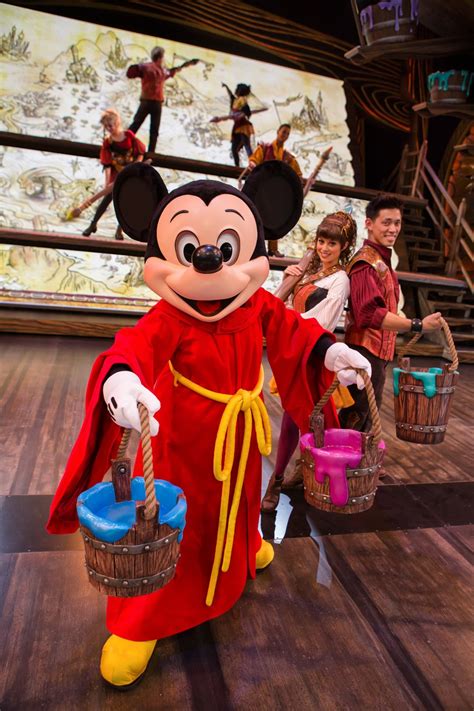 First Look Mickey Mouse And Friends Onstage For ‘mickey And The