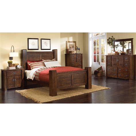 These complete furniture collections include everything you need to outfit the entire bedroom in coordinating style. Trestlewood 6-Piece Cal-King Bedroom Set