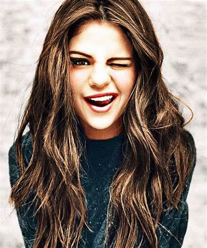 Selena Gomez Wallpapers Bhai Apni Karwa Bolna