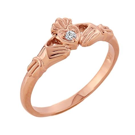The wearing of the irish claddagh ring is a tradition, rich in meaning and history. claggagh ring - : Traditional Irish Claddagh ring ...