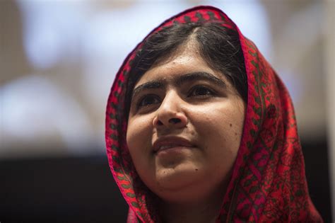 Malala yousafzai is a pakistani, born on july 12, 1997. Alfombra roja: Malala Yousafzai