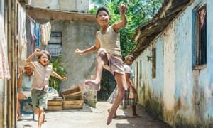 The film starts with pele's childhood: Pelé: Birth of a Legend - biopic of soccer's greatest is a ...