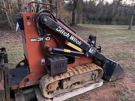 Ditch Witch Sk300 Mini Skid Steer Track Loader Advanced Tool And Equipment