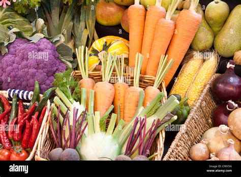Vegetables Display Show Veg High Resolution Stock Photography And