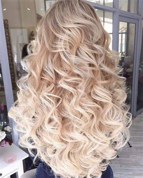 Long Curly Hairstyle Loose Full Volume Blonde Ombre Platinum Blonde Flat Iron