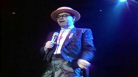 Elton John Im Still Standing 1983 Youtube