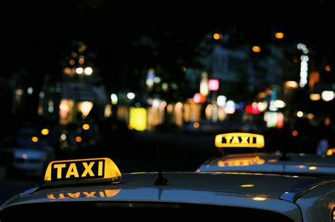 Taxi Czy Komunikacja Miejska Czyli Transport W Wielkim Mieście
