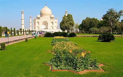 Taj Mahal Garden Agra