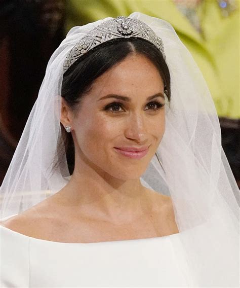 Known as the queen mary diamond bandeau tiara, the delicate diamond headpiece was lent to ms markle by the queen. Meghan Markle Wore Queen Mary Bandeau Tiara And Veil