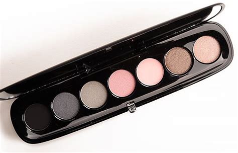 Marc Jacobs Beauty The Enigma 216 Eyeshadow Palette Review Photos