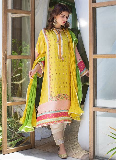 Pakistani Dress Design Pakistani Fashion Pakistani Outfit Silk