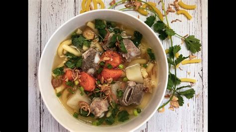 Vietnamese Pork Spare Rib Soup W Potatoes Carrots Canh Suon YouTube