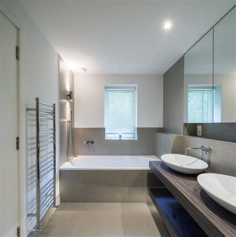 But what really makes this compact space work is the sliding barn door. 20 Super Smart Ideas To Decorate Your Small Bathroom