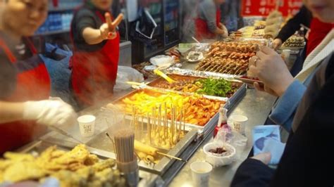12 must try korean street foods in myeongdong 万博matext体育