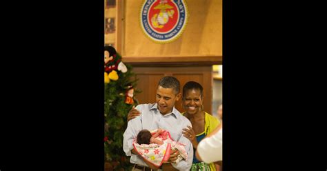 Barack Et Michelle Obama Des B B S Dans Les Bras Craquent