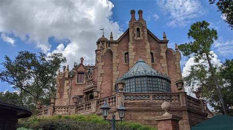 The Haunted Mansion 2020 Walt Disney World Youtube