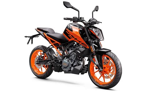 Ktm duke is available in 4 options with a starting price tag of rs. BS6 KTM Motorcycles Launched; Complete Price List Revealed