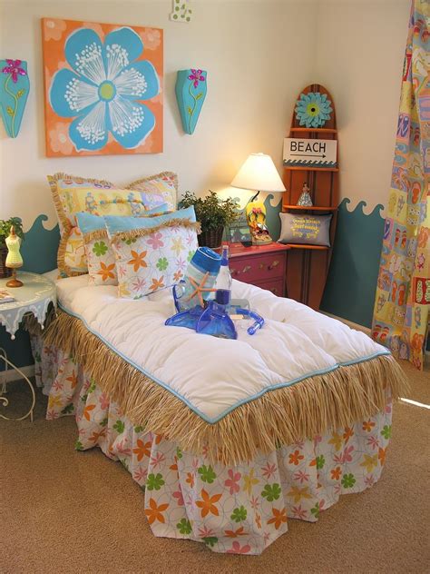Bedding, lighting, rugs, furniture, decor, bath 15 Beach Themed Bedroom Options for Your Home | Bedroom ...