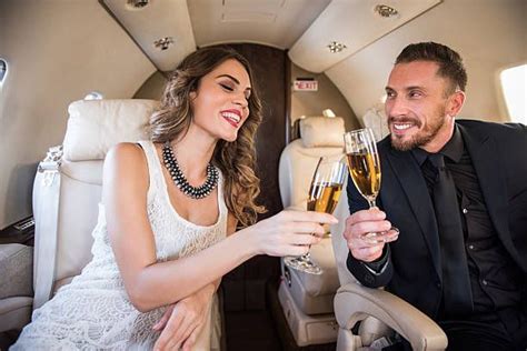 Pin By Amanda Cupid On Rich Couple Romantic Couples Millionaire Lifestyle Luxury Luxury Couple