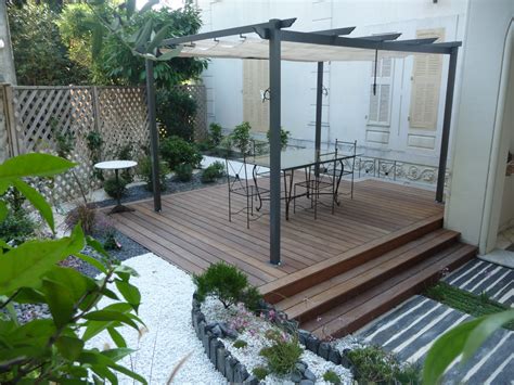Découvrez des idées et des conseils pour embellir votre jardin, terrasse, balcon, potager : Terrasse bois
