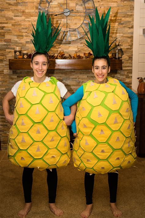 Diy and how to decorate for holidays: DIY Homemade Pineapple Costume #pineapplecostume | Fruit ...