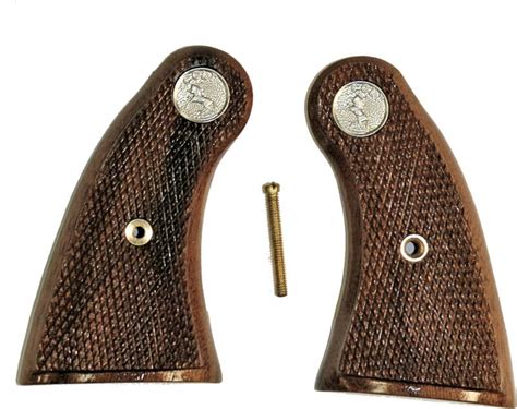 Colt Detective Special 2nd Model Half Frame Walnut Checkered Grips