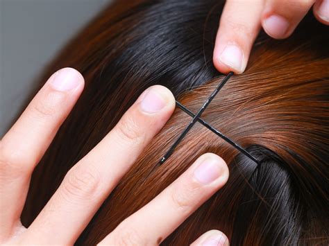 4 Ways To Use A Bobby Pin Wikihow