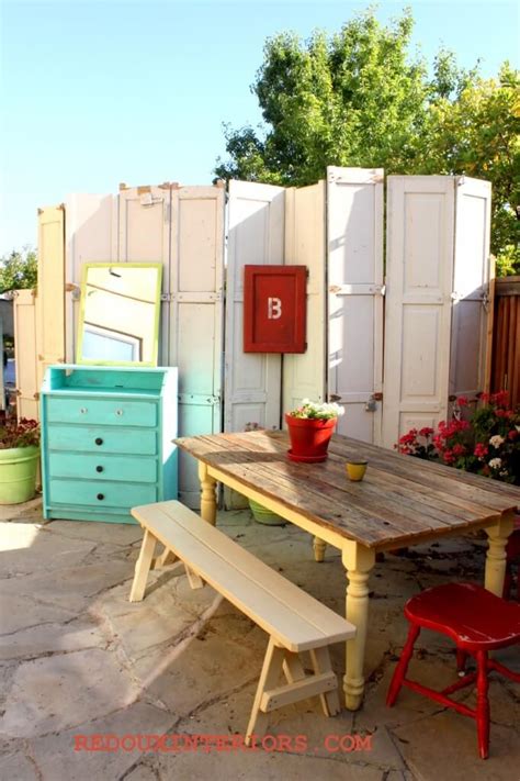 27 Creative Ways To Use Old Doors As Outdoor Decorations Outdoor