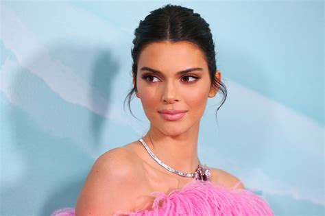 Kendall Jenner’s Makeup Artist Revealed Her Tricks To Barely There Beauty Primenewsprint