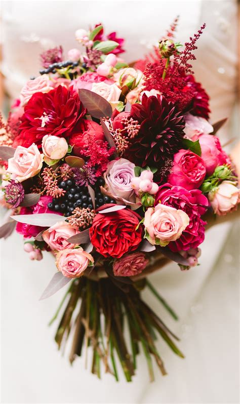 Here you may find decisions for your celebrations, flower bouquets, arrangements and centerpieces, even bulk wedding flowers to buy online. Chrysanthemum | Meaning, Types, Tea, Growing ...