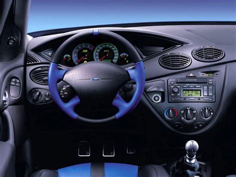 Choose from recaro partial leather rs branded seat with optional blue inserts or the shell option. Ford Focus RS Mk1 | Hot Hatches