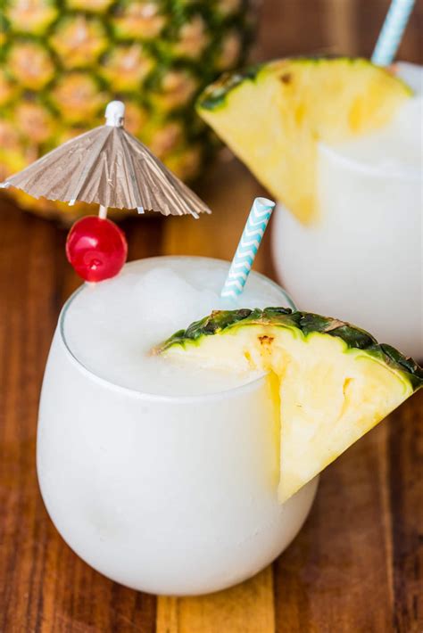 The Best Frozen Pina Colada Recipe Alcoholic And Virgin
