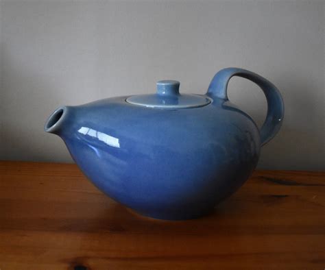 Russel Wright Teapot Manitoga Blue Oneida Mid Century Design | Etsy | Tea pots, Russel wright 