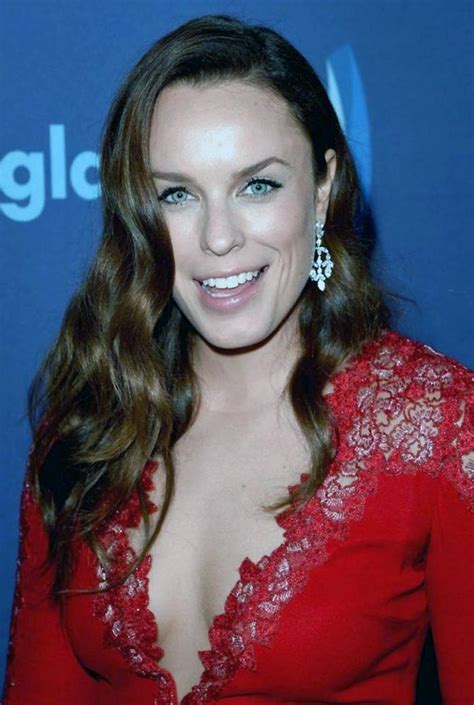 Jessica Mcnamee Nude In Sex Scenes And Topless Pics Scandal Planet
