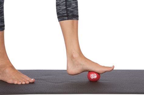 Vention Foot Massage Roller And Spiky Massage Ball Set Compatible With Plantar Fasciitis Relief